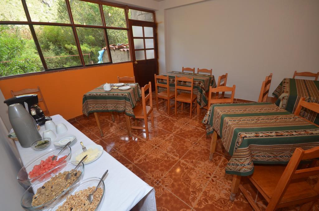 Munay Punku Ollantaytambo Quarto foto